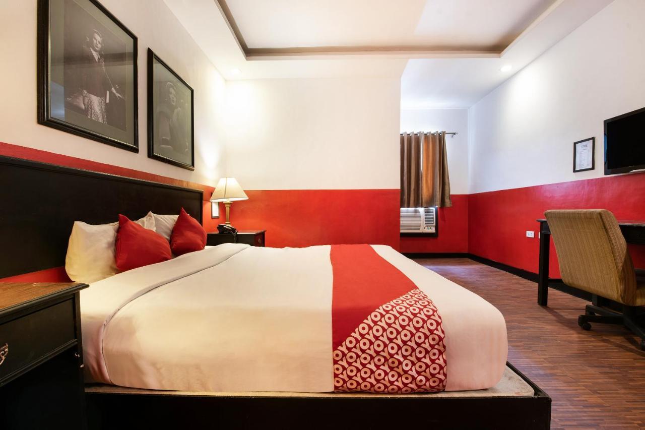 Oyo 432 Diamondwood Hotel Анхелес Екстериор снимка